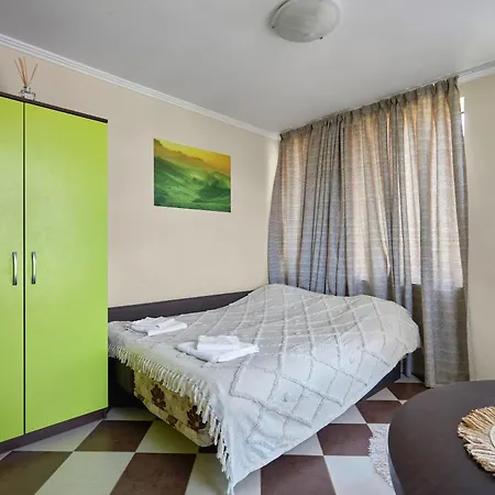 Hacienda With Pool By Flat Mаnаger *