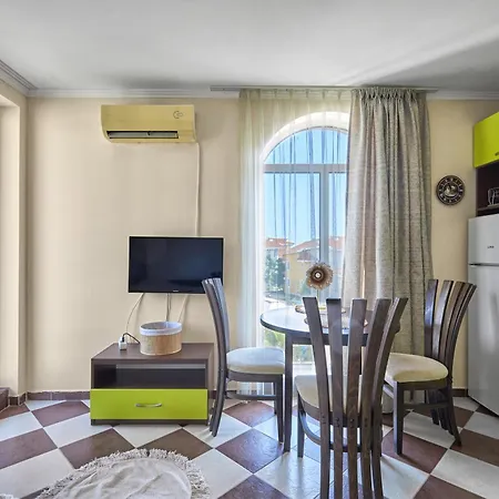 Apartament Hacienda With Pool By Flat Mаnаger