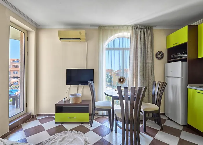 דירה Hacienda With Pool By Flat Mаnаger